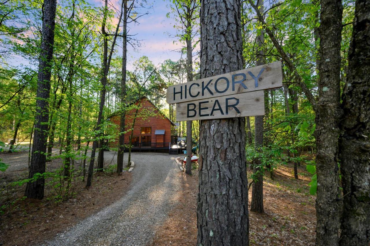 Hickory Bear - Cabin Surrounded By Pines, Sleeps 10, Hot Tub, Fire Pit, Arcade, Foosball Table & Deck Slide Броукън Боу Екстериор снимка