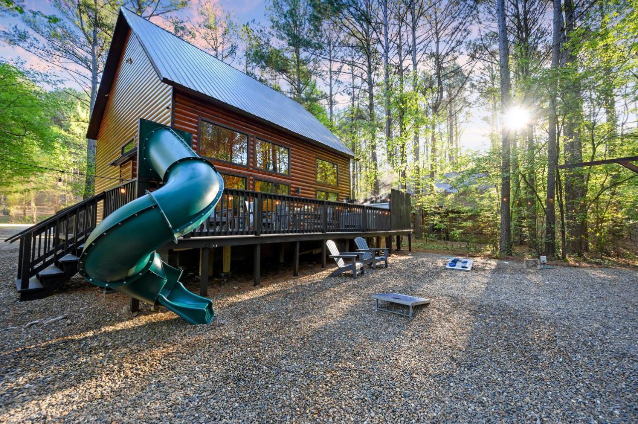 Hickory Bear - Cabin Surrounded By Pines, Sleeps 10, Hot Tub, Fire Pit, Arcade, Foosball Table & Deck Slide Броукън Боу Екстериор снимка